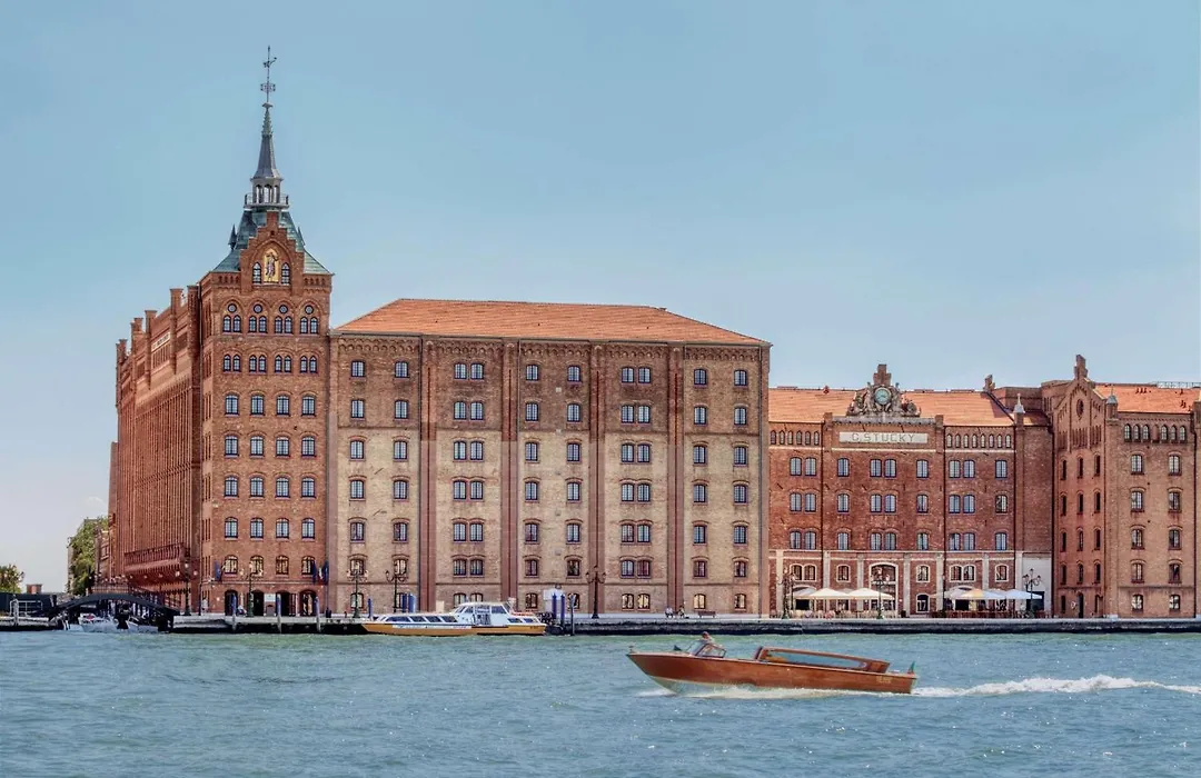Hotel Hilton Molino Stucky 5*